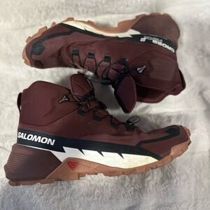 Salomon Women's Cross Hike 2 Mid Gore-Tex .